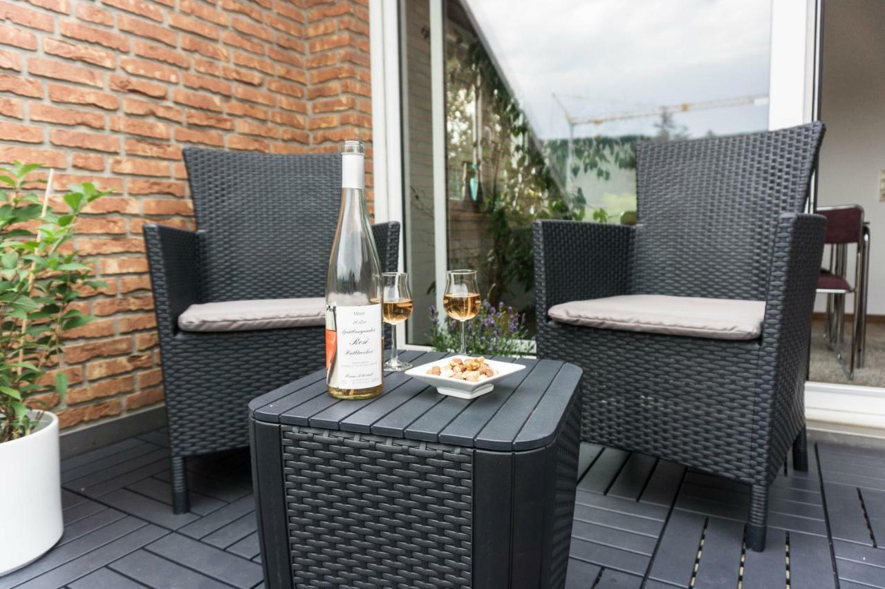 Moderne 70 Qm Wohnung Mit Grosser Dachterrasse Kinheim Exterior foto