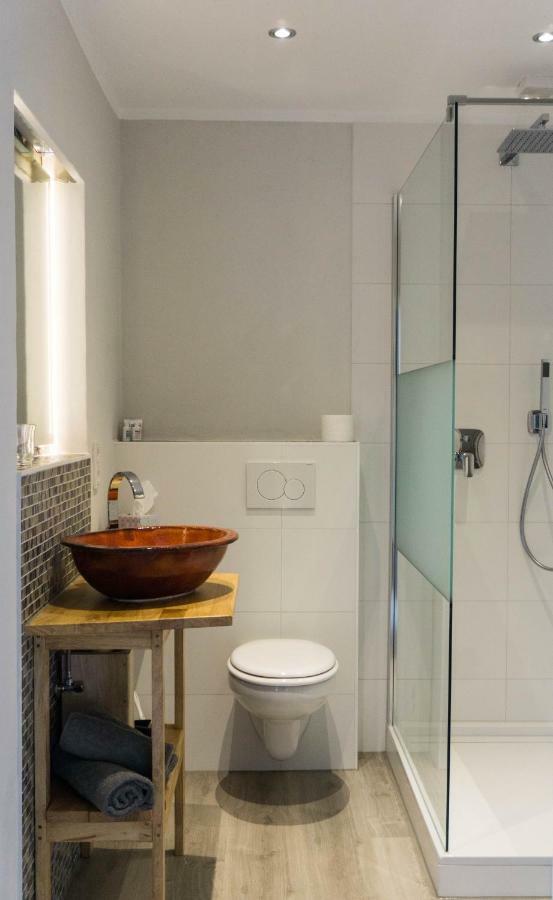 Moderne 70 Qm Wohnung Mit Grosser Dachterrasse Kinheim Exterior foto